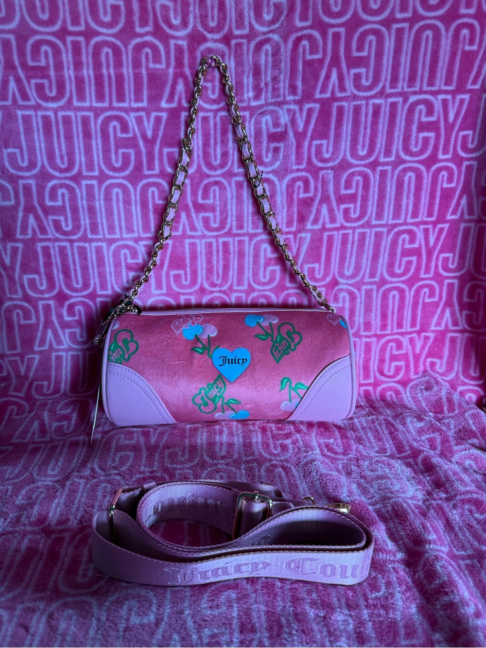 Beautiful Juicy Couture Pink Lemonade Heritage Cherry Barrel Bag NWT